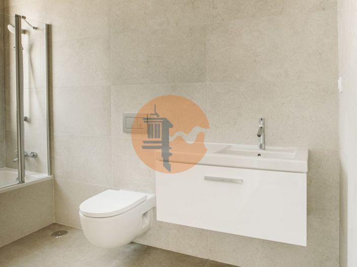 Image No.37-3 Bed House for sale