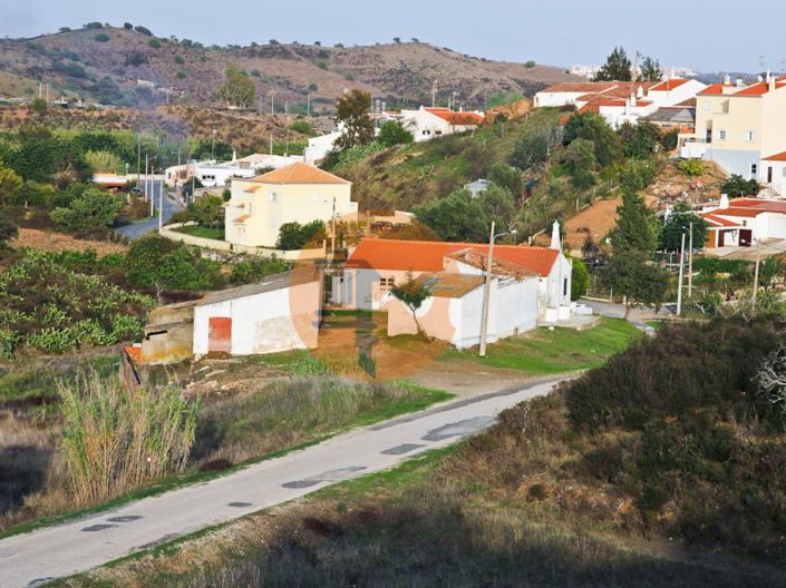 Image No.16-3 Bed House for sale