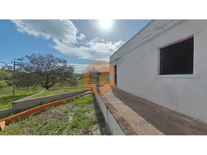 Image No.43-3 Bed House for sale