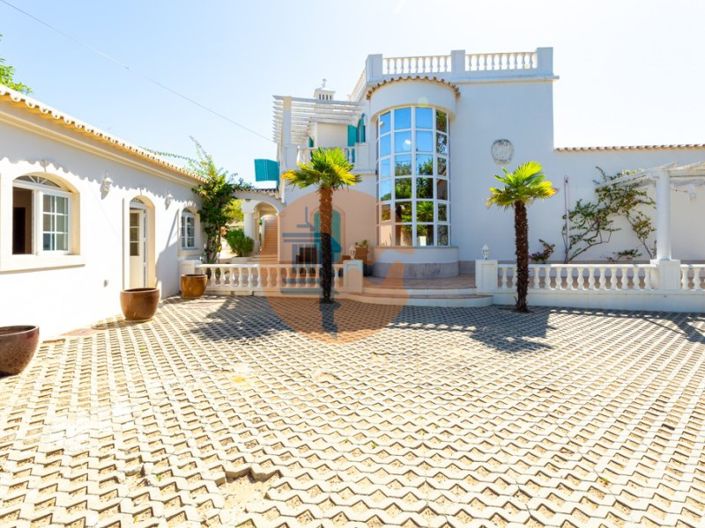 Image No.27-5 Bed House for sale