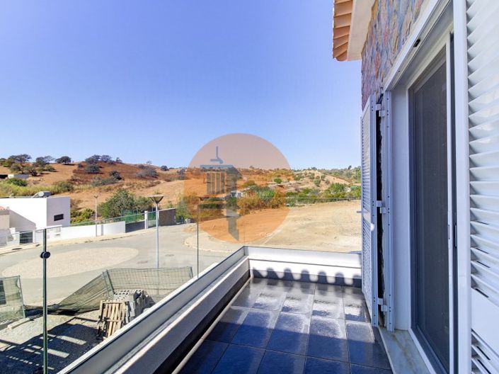 Image No.39-4 Bed House for sale