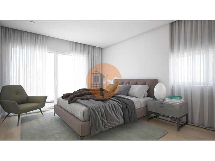 Image No.11-3 Bed Apartment for sale