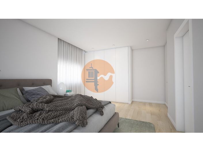 Image No.12-3 Bed Apartment for sale