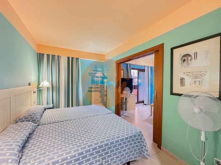 Image No.20-2 Bed Apartment for sale