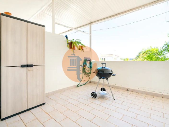 Image No.18-2 Bed Apartment for sale