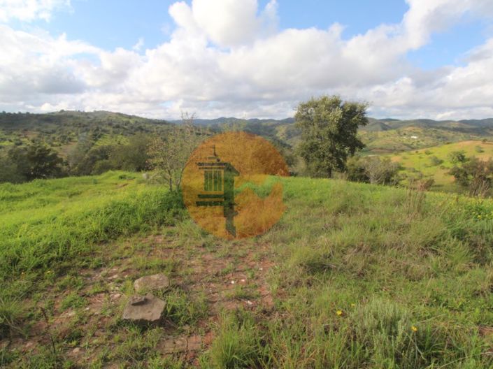 Image No.18-2 Bed Farmhouse for sale