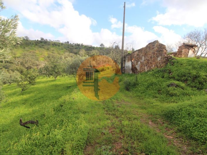 Image No.26-2 Bed Farmhouse for sale