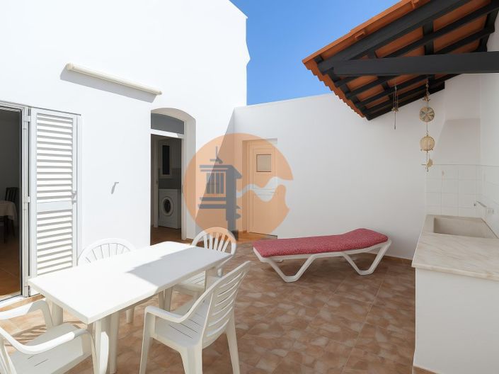 Image No.2-3 Bed House for sale