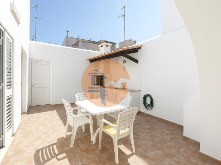 Image No.3-3 Bed House for sale