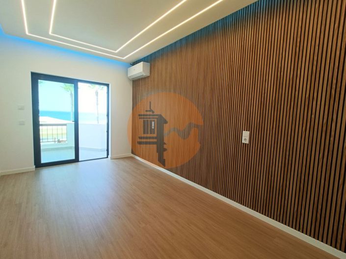 Image No.19-3 Bed Apartment for sale