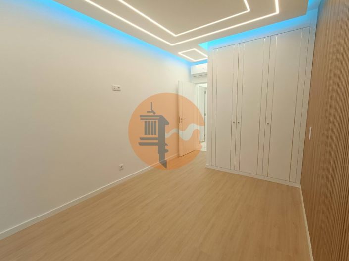 Image No.29-3 Bed Apartment for sale