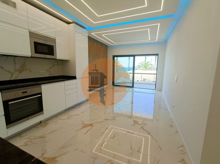 Image No.8-3 Bed Apartment for sale