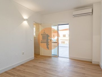 id989ca101-0000-0500-0000-0000163aead8