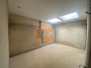 id3c6ca401-0000-0500-0000-0000167018d4