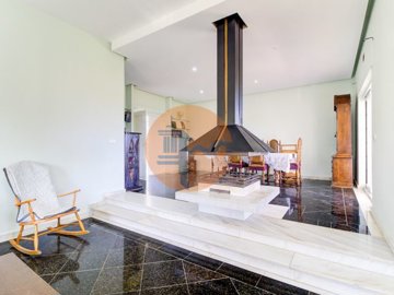 idc13c9501-0000-0500-0000-0000167bfbb3