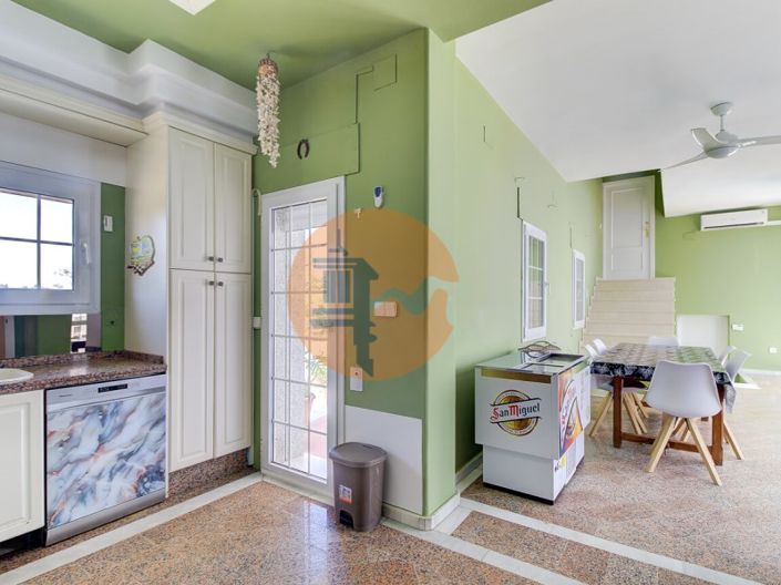 Image No.25-Maison de 5 chambres à vendre à Isla Cristina