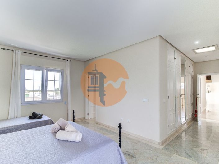 Image No.35-Maison de 5 chambres à vendre à Isla Cristina