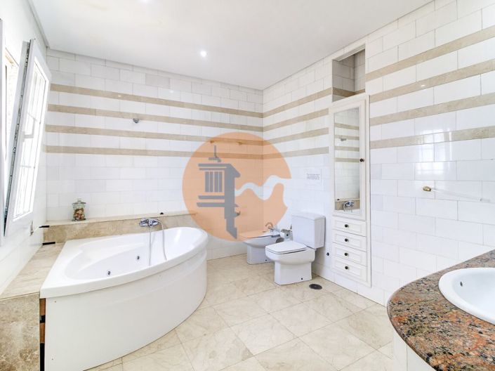 Image No.37-Maison de 5 chambres à vendre à Isla Cristina