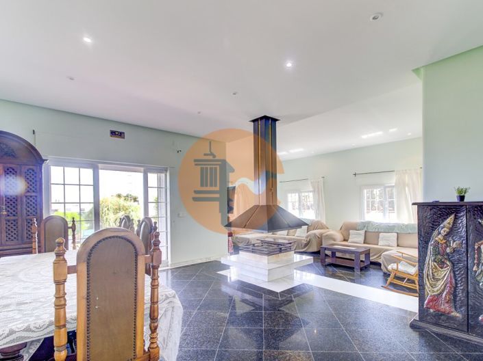 Image No.5-Maison de 5 chambres à vendre à Isla Cristina