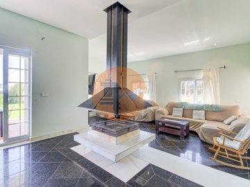 idc13c9501-0000-0500-0000-0000167bfbaf