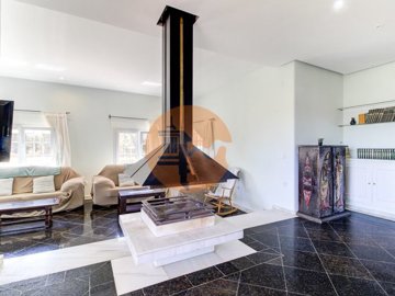 idc13c9501-0000-0500-0000-0000167bfbb2