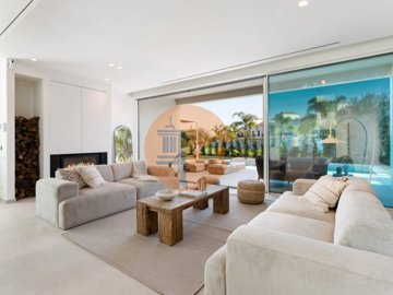 id13359701-0000-0500-0000-0000153dad1d