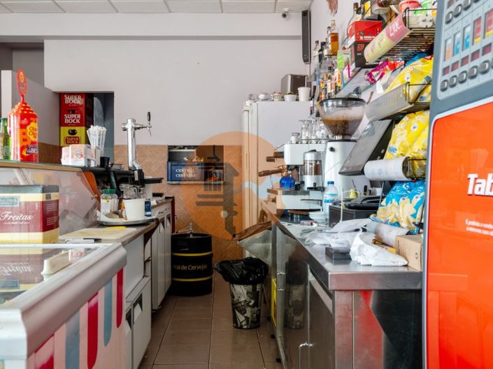 Image No.13-Bar for sale