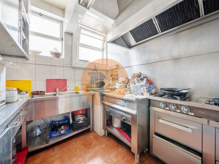 Image No.21-Bar for sale