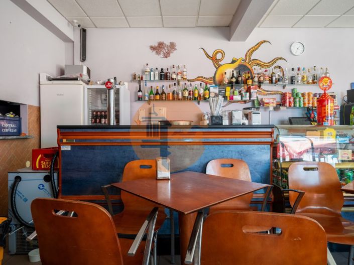 Image No.24-Bar for sale