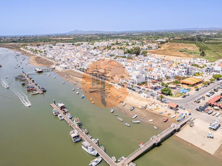 Image No.7-Bar for sale