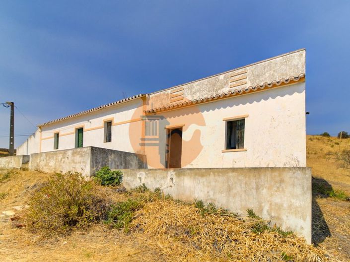 Image No.8-3 Bed Farmhouse for sale