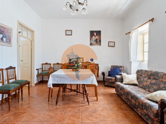 Image No.8-4 Bed Farmhouse for sale