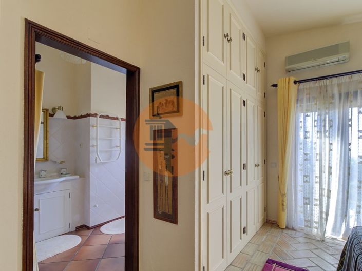 Image No.48-Maison de 4 chambres à vendre à Faro City