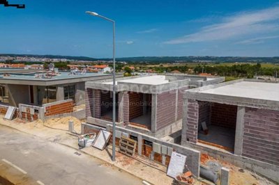 552dad9b-6e71-e9f3-b229-06bc5570e3e3