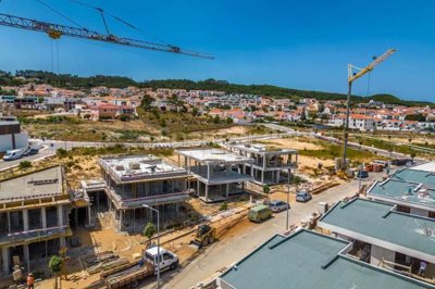 8c37c66b-9626-e922-6571-f9414c686203