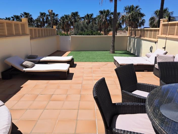 Image No.6-5 Bed Townhouse for sale