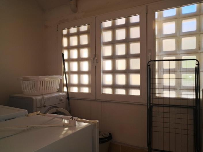 Image No.16-5 Bed Townhouse for sale