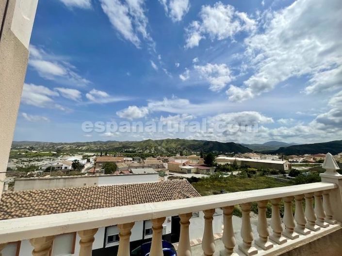 Image No.16-3 Bed Apartment for sale