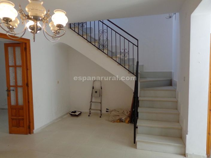 Image No.8-4 Bed Townhouse for sale