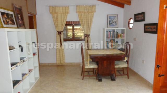 Image No.2-Maison de campagne de 1 chambre à vendre à Cantoria