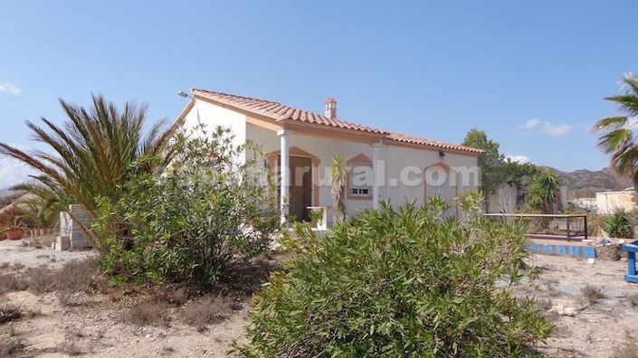 Image No.16-Maison de campagne de 3 chambres à vendre à Almeria