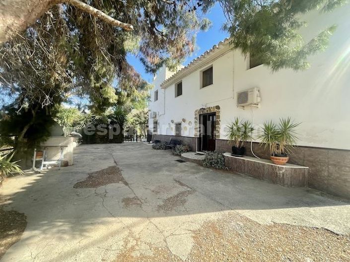 Image No.2-Maison de campagne de 4 chambres à vendre à Cantoria