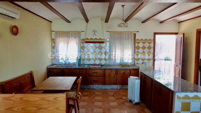 Image No.11-3 Bed Villa for sale