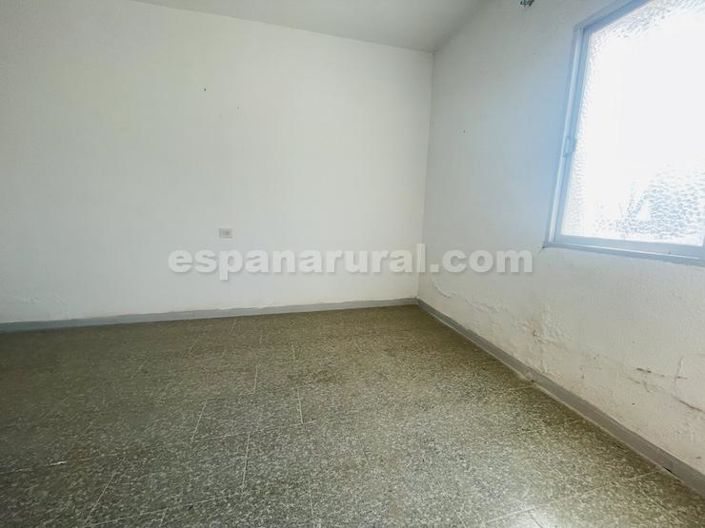 Image No.17-6 Bed Villa for sale