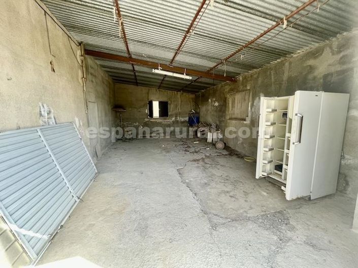 Image No.24-6 Bed Villa for sale