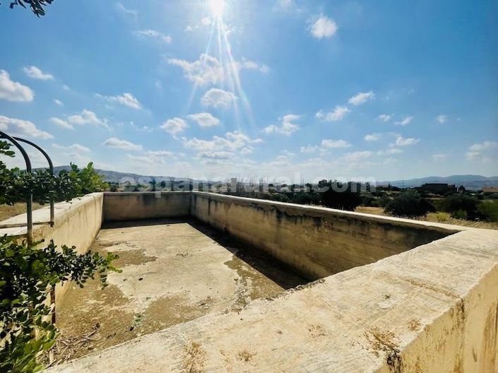 Image No.25-6 Bed Villa for sale