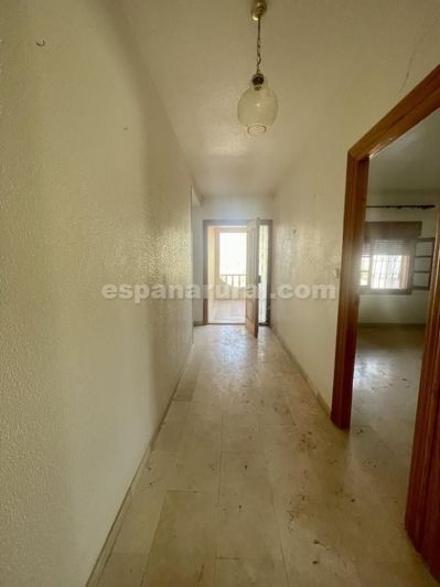 Image No.9-6 Bed Villa for sale