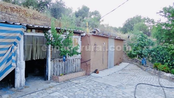 Image No.9-2 Bed Country House for sale