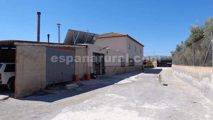 Image No.25-Maison de campagne de 4 chambres à vendre à Almeria