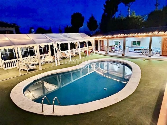 Image No.2-5 Bed Villa for sale